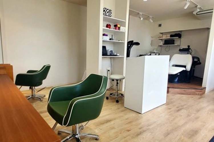 提携サロン かみのけやさん 写真2